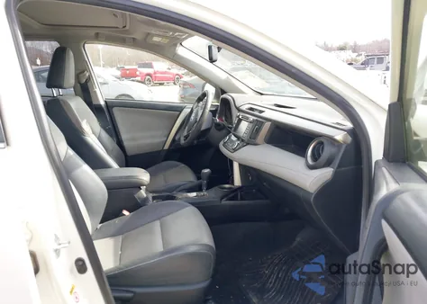 2015 Toyota Rav4 Limited z USA, uszkodzony, nr VIN JTMDFREV1FD163850